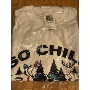 Vera Bradley Long Sleeved Graphic Tee So Chill Merry Mischief Size Small